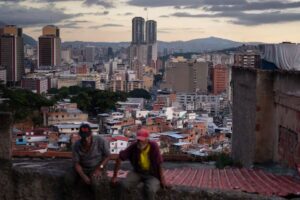 Les traders obligataires vénézuéliens parient sur des profits plus élevés après le départ de Maduro : les défis et les obstacles