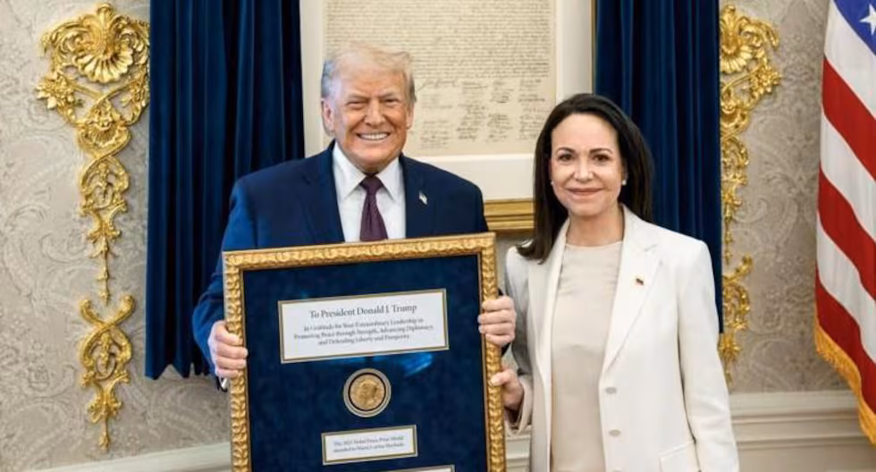 La Norvège est stupéfaite après que María Corina Machado ait décerné son Nobel à Trump