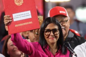 Delcy Rodríguez annonce la prochaine loi d&rsquo;amnistie pour les prisonniers politiques au Venezuela