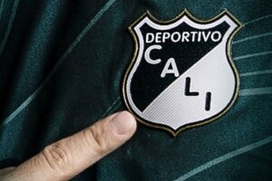 Cali a annoncé un pré-accord avec ce footballeur international pour 2026