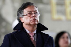 Gustavo Petro confirme les attaques américaines contre une usine au Venezuela