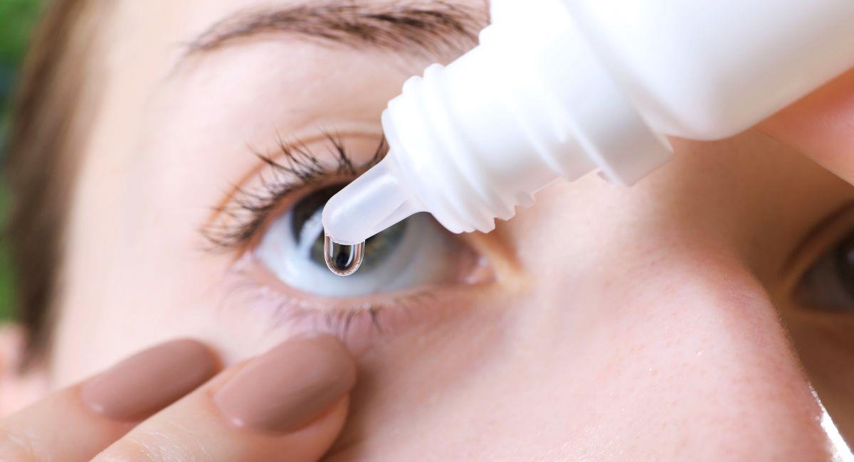 Invima advierte por gotas para los ojos que pondrían en riesgo la salud visual. Foto: Shutterstock