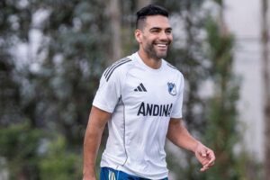 Les Millonarios retirent les pièces du terrain pour lever la suspension de Falcao