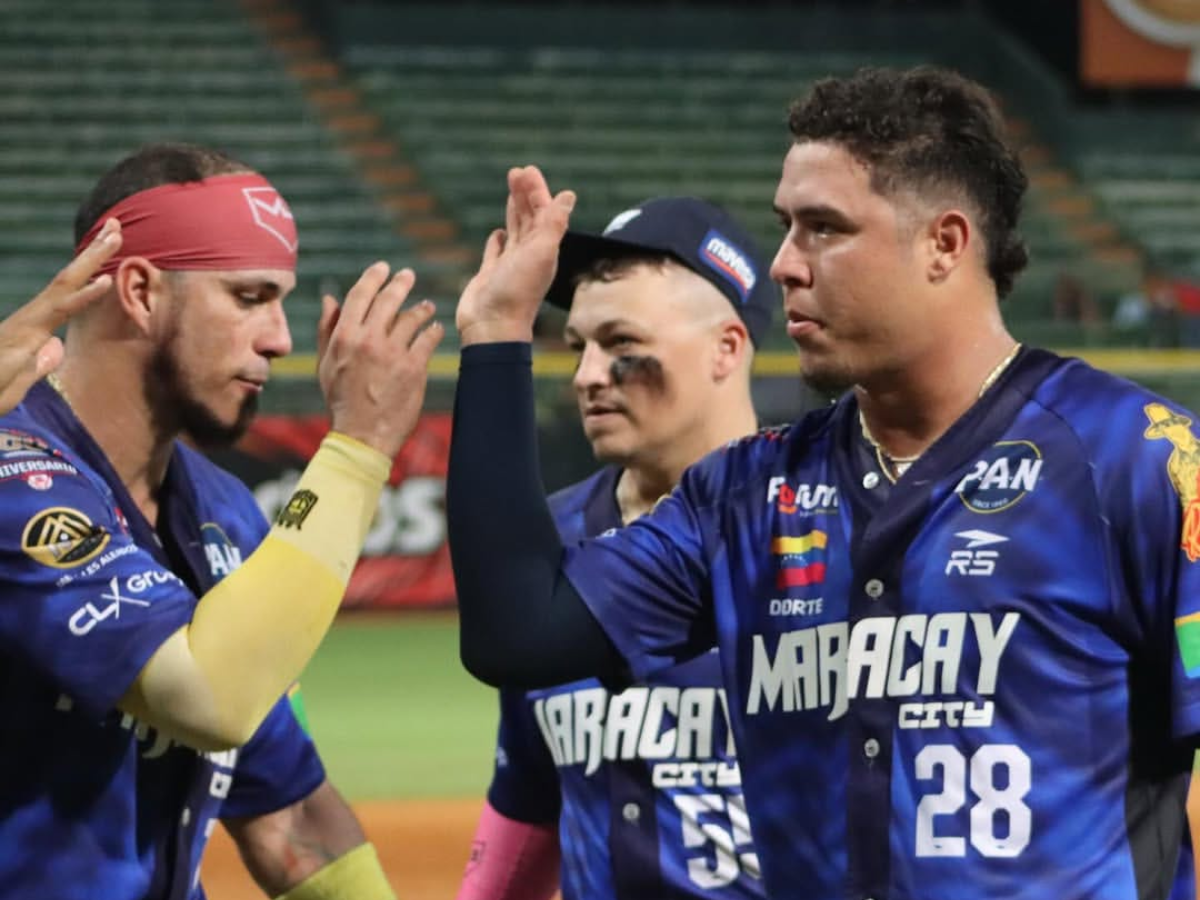Les Tigres ajoutent une victoire clé dans le premier match de la Wild Card