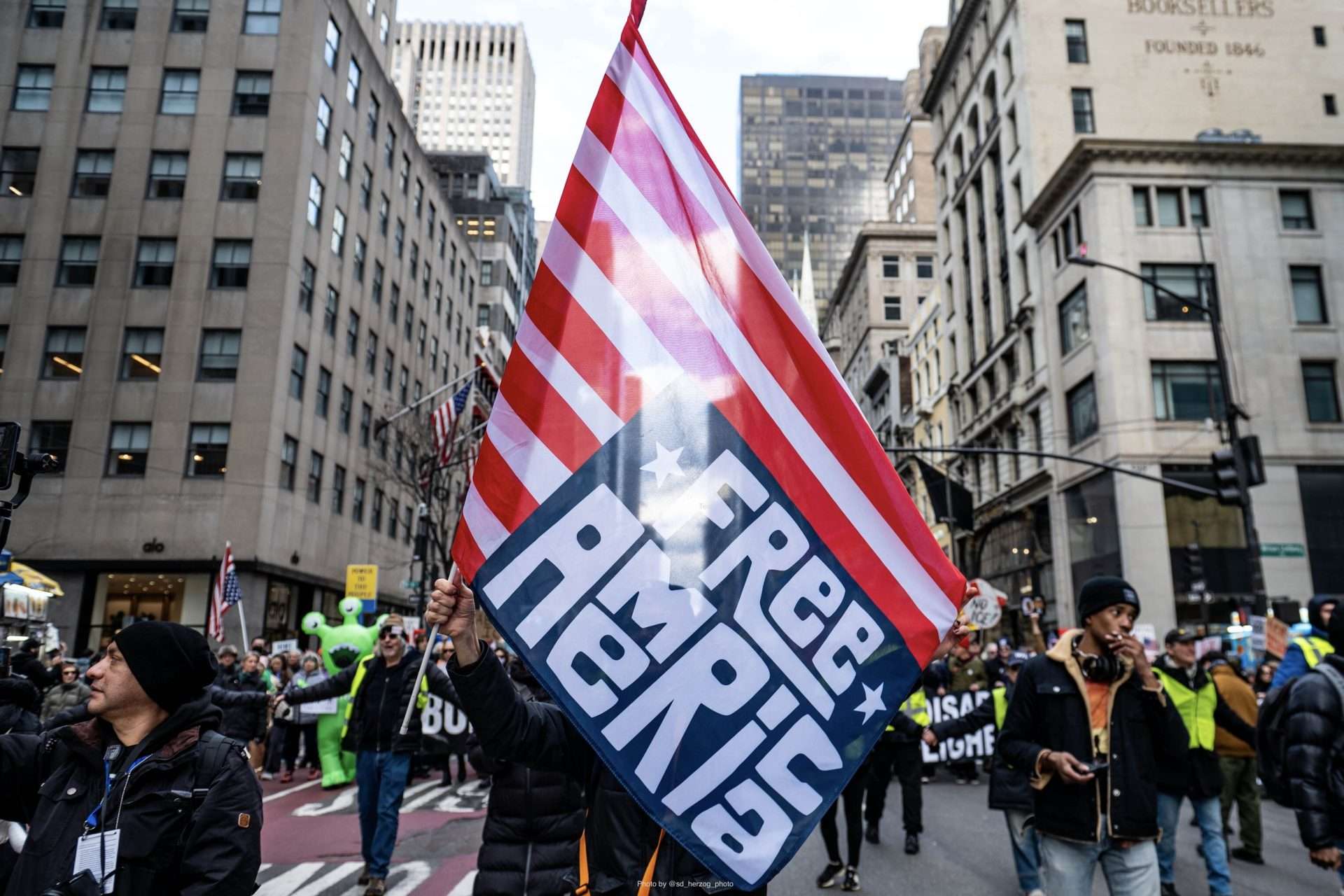 Plus de 900 villes américaines ont manifesté contre « l’autoritarisme » de Trump