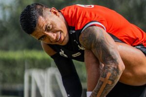 Pourquoi Junior a suspendu la signature de Cristian Barrios alors que tout était prêt