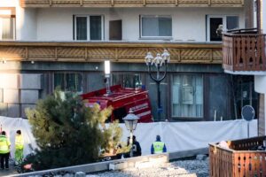 Un incendie en Suisse a marqué le début de la nouvelle année avec une tragédie en Europe