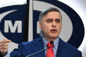 Le procureur général du Venezuela démissionne de son poste, mais est nommé médiateur