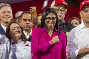 Delcy Rodríguez définit Trump comme un « partenaire et ami » et exige la fin du blocus du Venezuela
