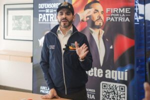 Abelardo de la Espriella dénonce être un « objectif militaire » de la guérilla de l&rsquo;ELN