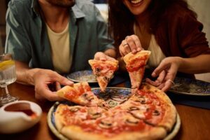 La pizza colombienne a réussi à s&rsquo;adapter aux différents goûts et saveurs locaux