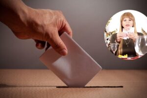 met en garde contre des changements drastiques et la fin de la gauche