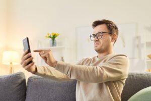 une étude révèle deux facteurs qui augmentent les cas, il n&rsquo;y a pas que l&rsquo;utilisation des écrans