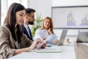 Les universités se réunissent pour renforcer les talents et la productivité des entreprises à Bogotá