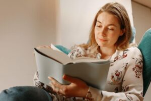 Livres d&rsquo;auteurs qui se démarquent dans le genre romantique et qui se démarquent lors du mois de la femme