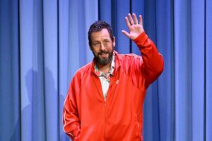 Adam Sandler plonge dans le drame psychologique avec « Time Out »