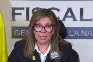 En raison de l&rsquo;omission des pseudonymes, le bureau du procureur aurait accepté la demande du gouvernement d&rsquo;émettre des mandats d&rsquo;arrêt contre les dirigeants criminels.