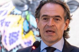 Federico Gutiérrez ne veut pas une paix totale avec Gustavo Petro et demandera sa fin