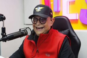 Juan Manuel Laguardia avec un cœur plein de chola