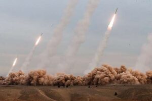 L&rsquo;Iran lance une nouvelle attaque et abat un chasseur F-35 entré dans son espace
