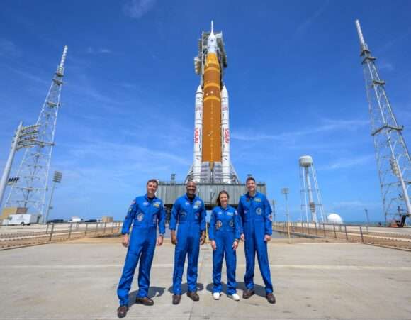 La mission Artemis II atteint l'orbite terrestre et commence son voyage vers la Lune