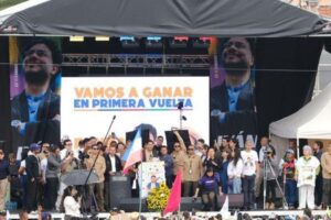 Le paiement d&rsquo;une redevance qui a clôturé la campagne d&rsquo;Iván Cepeda met le MinSalud sous le feu des projecteurs