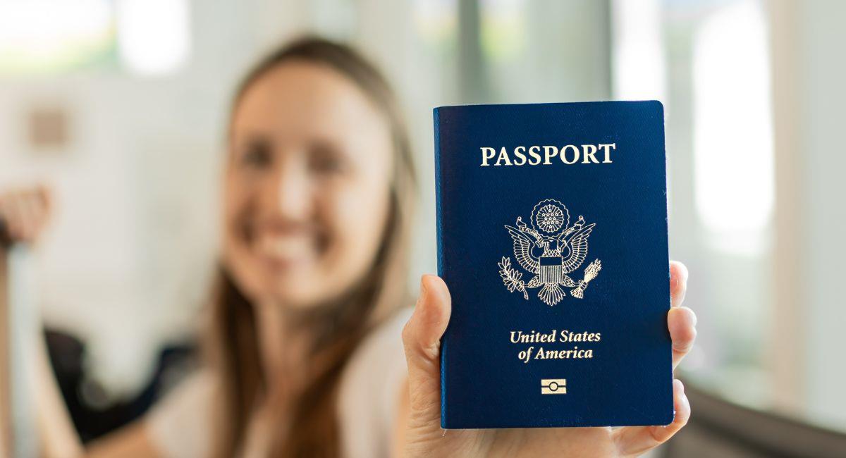 Pasaporte entra en crisis. Foto: Shutterstock
