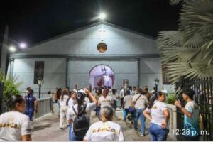 Maracay se joint à la prière avec la traditionnelle Route des 7 Temples