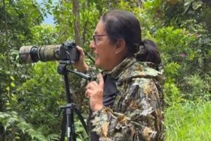 Bettsi Quintero est une référence dans l&rsquo;observation et la photographie des oiseaux nationaux