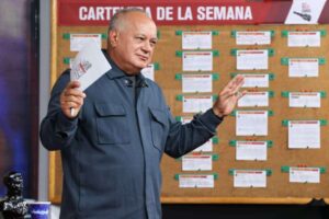 Cabello dénonce le financement de campagnes numériques pour manipuler le cas Quero Navas