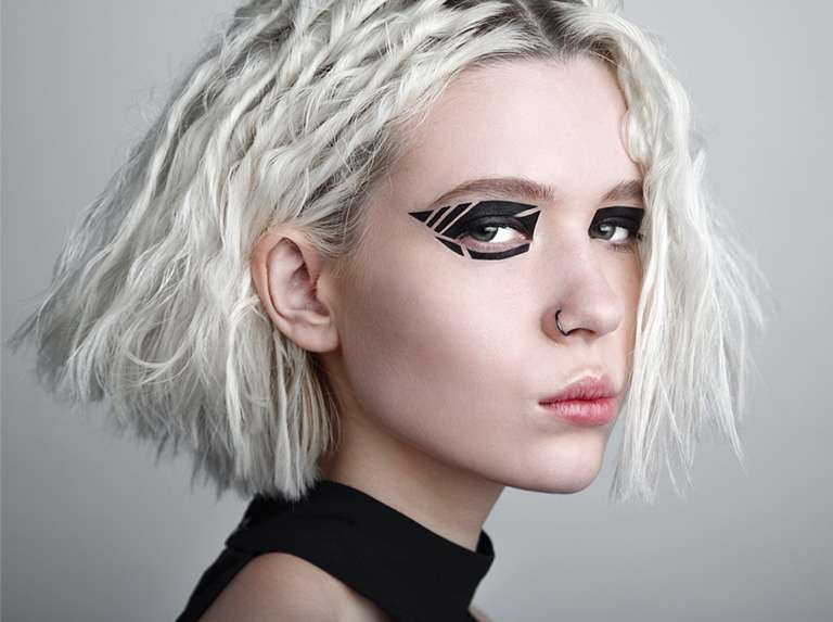 Des cheveux avec de la personnalité