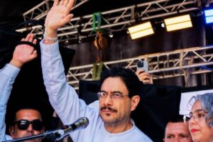 Iván Cepeda mène l&rsquo;enquête CNC-Cambio et rouvre la lutte pour la deuxième place