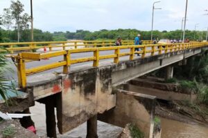Le Venezuela ordonne la fermeture totale du pont frontalier avec la Colombie pendant 15 jours