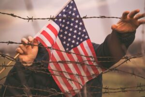 Les États-Unis durcissent les conditions obligatoires pour les migrants