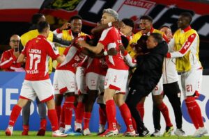 Santa Fe bat Platense à El Campín et maintient le rêve continental