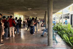 UCV intègre cinq unités de transport pour les routes étrangères
