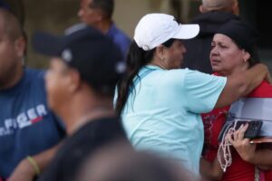 L&rsquo;appel à l&rsquo;aide dans une ville dévastée du Venezuela attend les sauveteurs