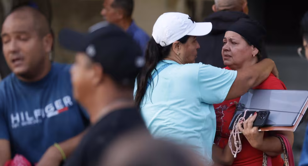 L'appel à l'aide dans une ville dévastée du Venezuela attend les sauveteurs