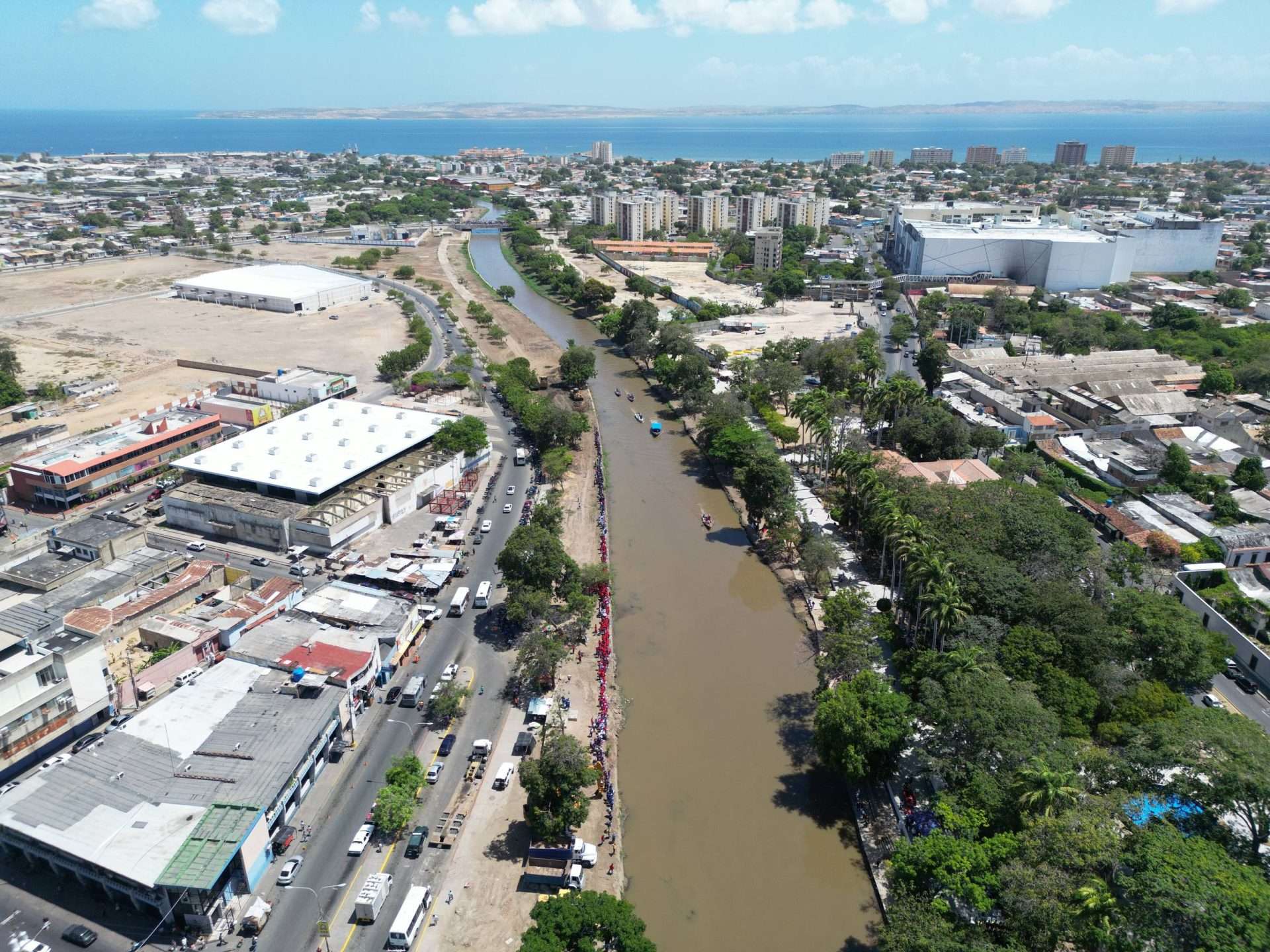 250 000 mètres de sédiments ont été extraits de la rivière Manzanares