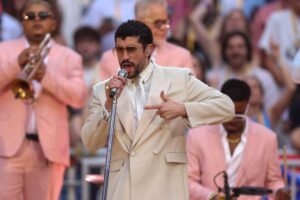 Bad Bunny, premier artiste latino à avoir rapporté 1 milliard de dollars en tournées
