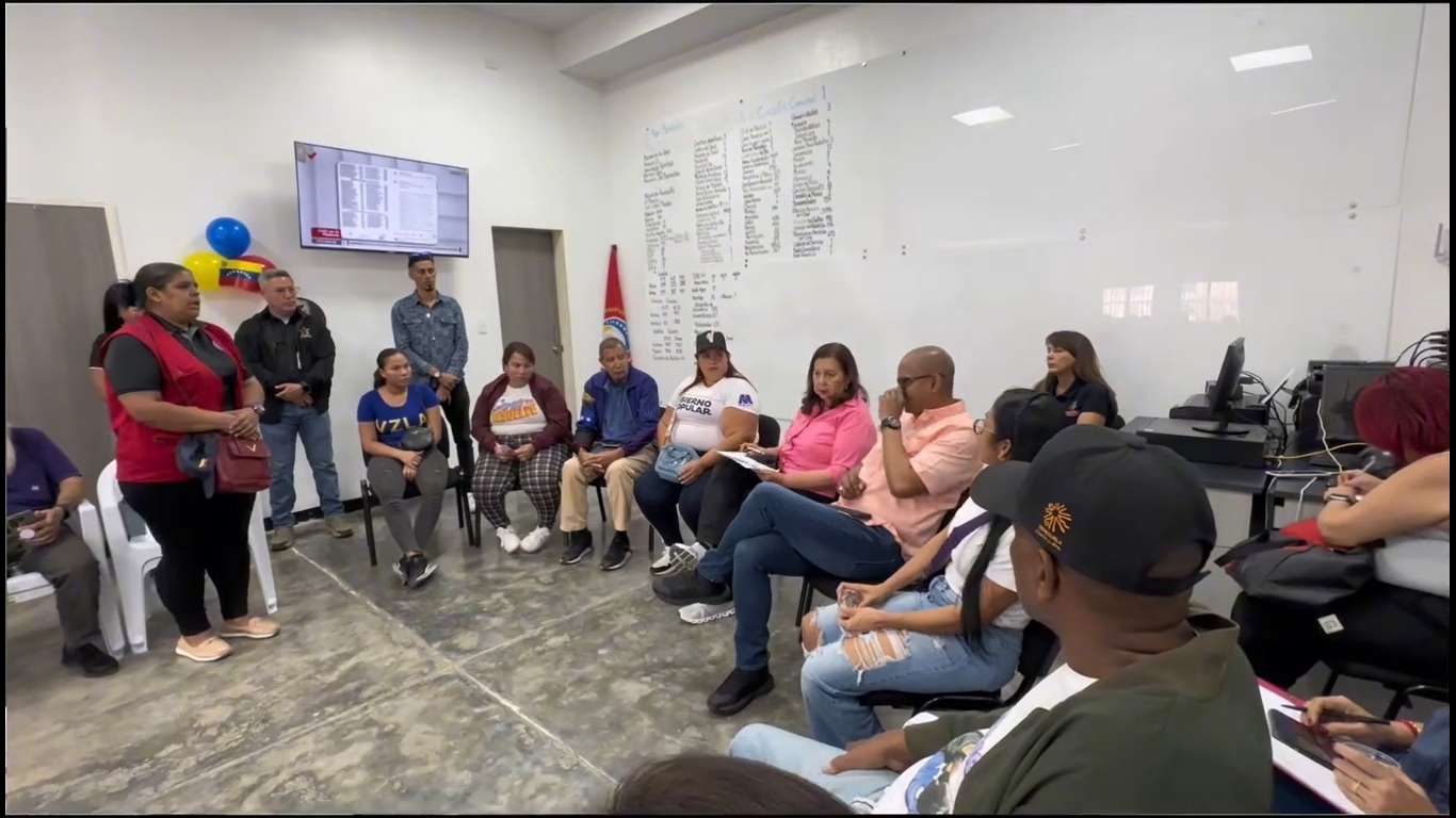 Des salles d'autonomie gouvernementale inaugurées à San Bernardino pour renforcer le pouvoir communal