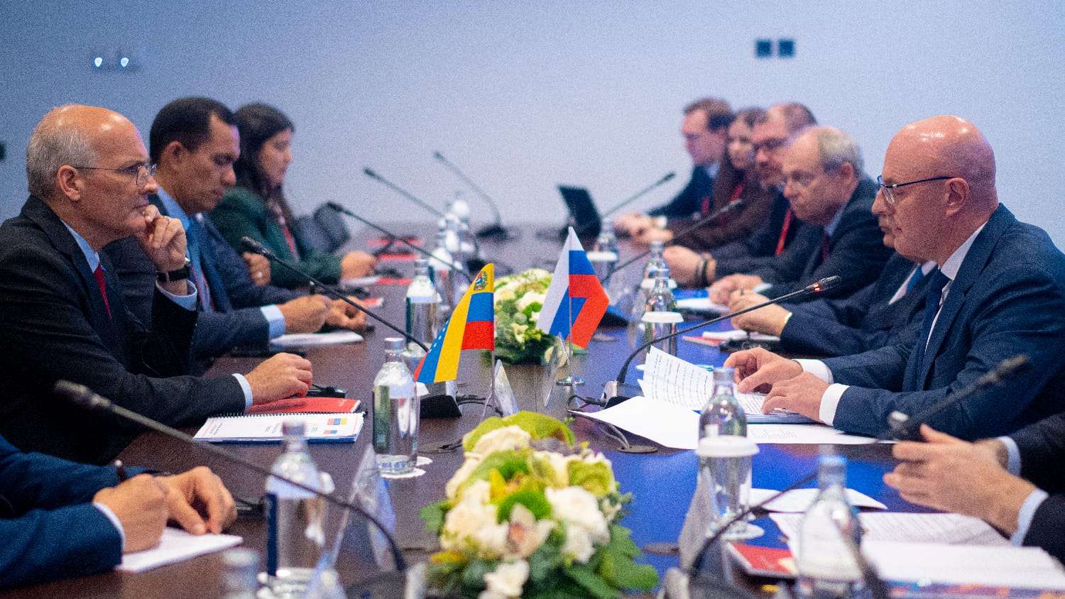 La Commission mixte de haut niveau Venezuela-Russie examine son programme de travail