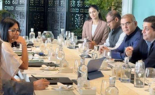 Le Venezuela et le Grupo Essar évaluent les investissements pour renforcer le système électrique national