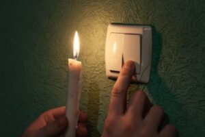 Alerte en pleine partie : les secteurs de Bogotá qui resteront sans électricité pendant le match contre la Colombie