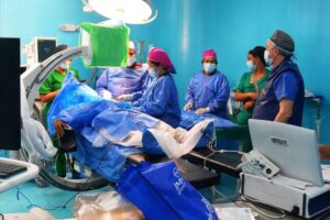 Des stimulateurs cardiaques sont implantés pour la première fois à l&rsquo;hôpital Valle de la Pascua