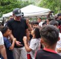 Jorge Rodríguez a participé à des activités récréatives avec des garçons et des filles à Los Caracas