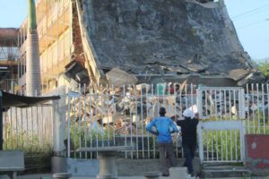 Le bloc 9 d&rsquo;Oropeza s&rsquo;effondre à Guarenas touché par des tremblements de terre