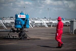Les revenus pétroliers ont atteint 5,491 millions de dollars