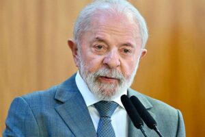 Lula affirme qu&rsquo;il aspire à être réélu pour garantir la démocratie au Brésil