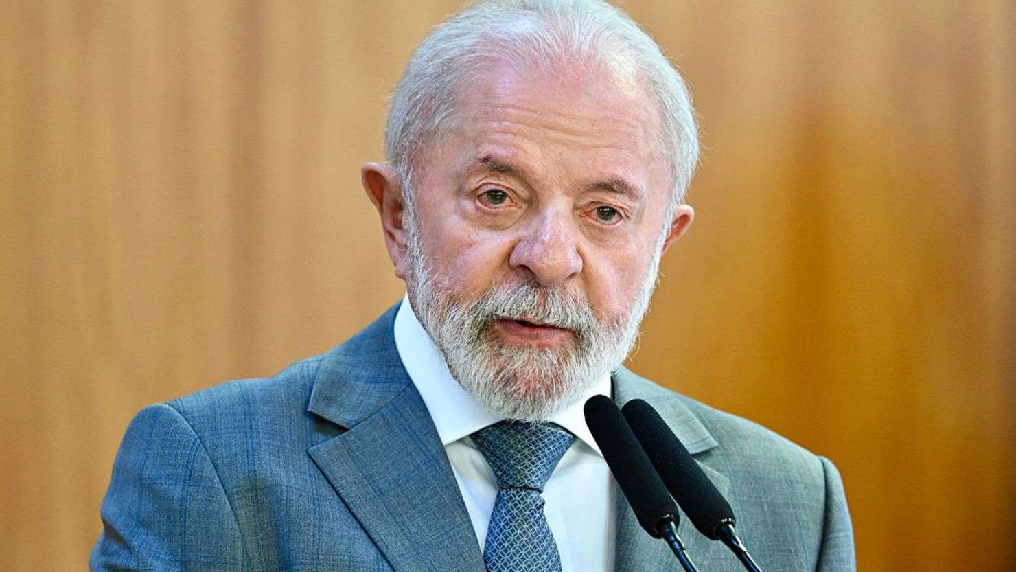 Lula affirme qu'il aspire à être réélu pour garantir la démocratie au Brésil